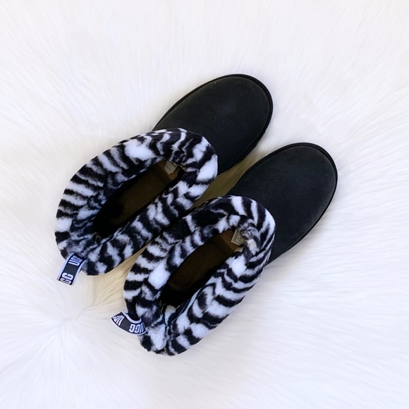 UGG Fluff Mini Quilted Zebra Black & White Boots - Picture 3 of 8